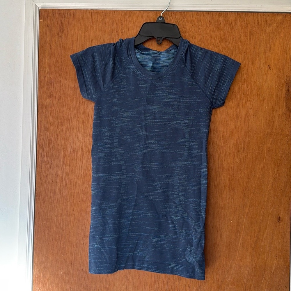 LULULEMON Swiftly Top